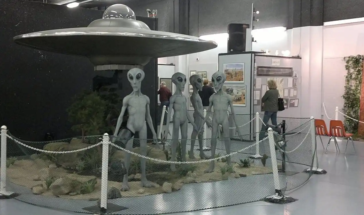 Horrorporn Roswell Ufo